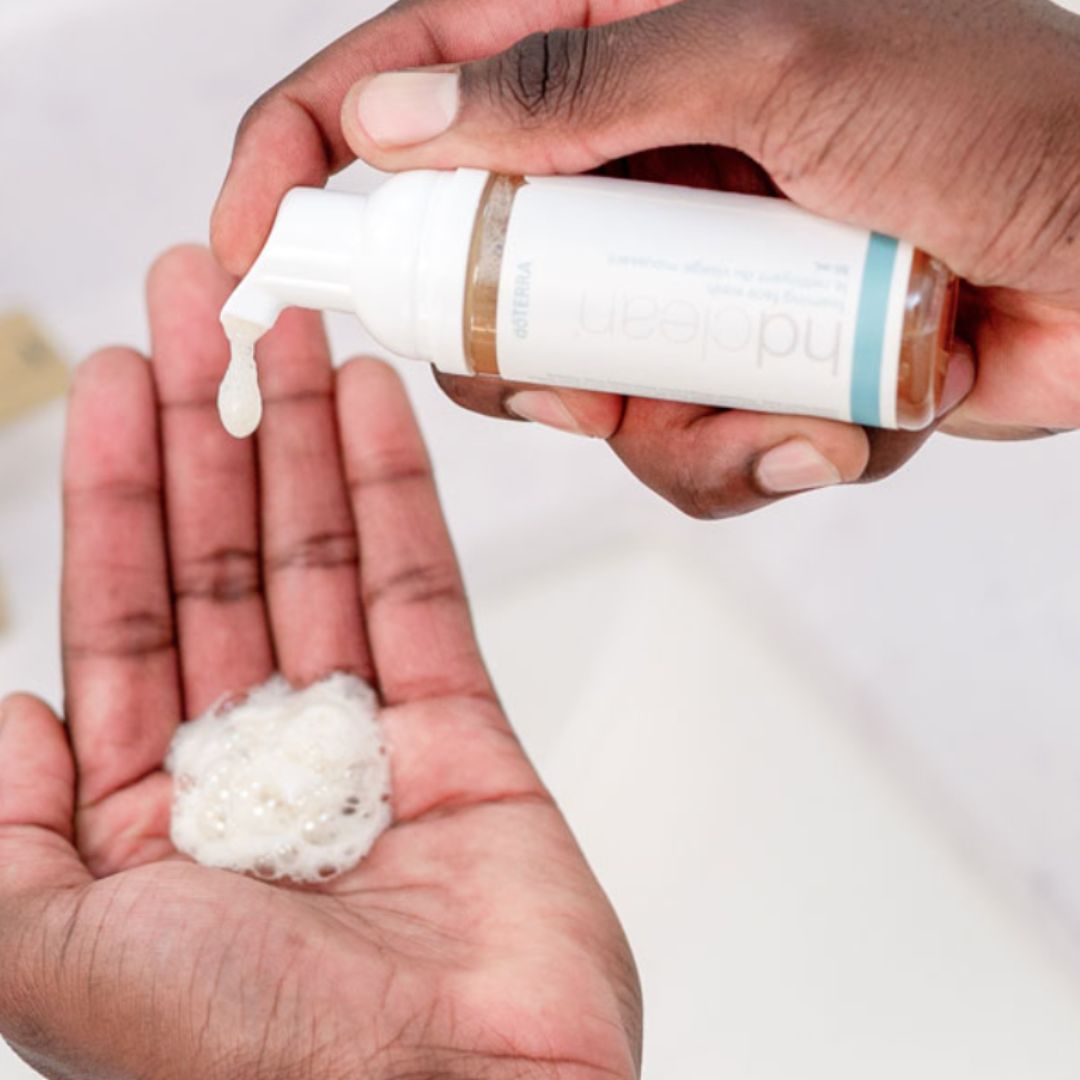 HD Clean Foaming Face Wash by doTERRA